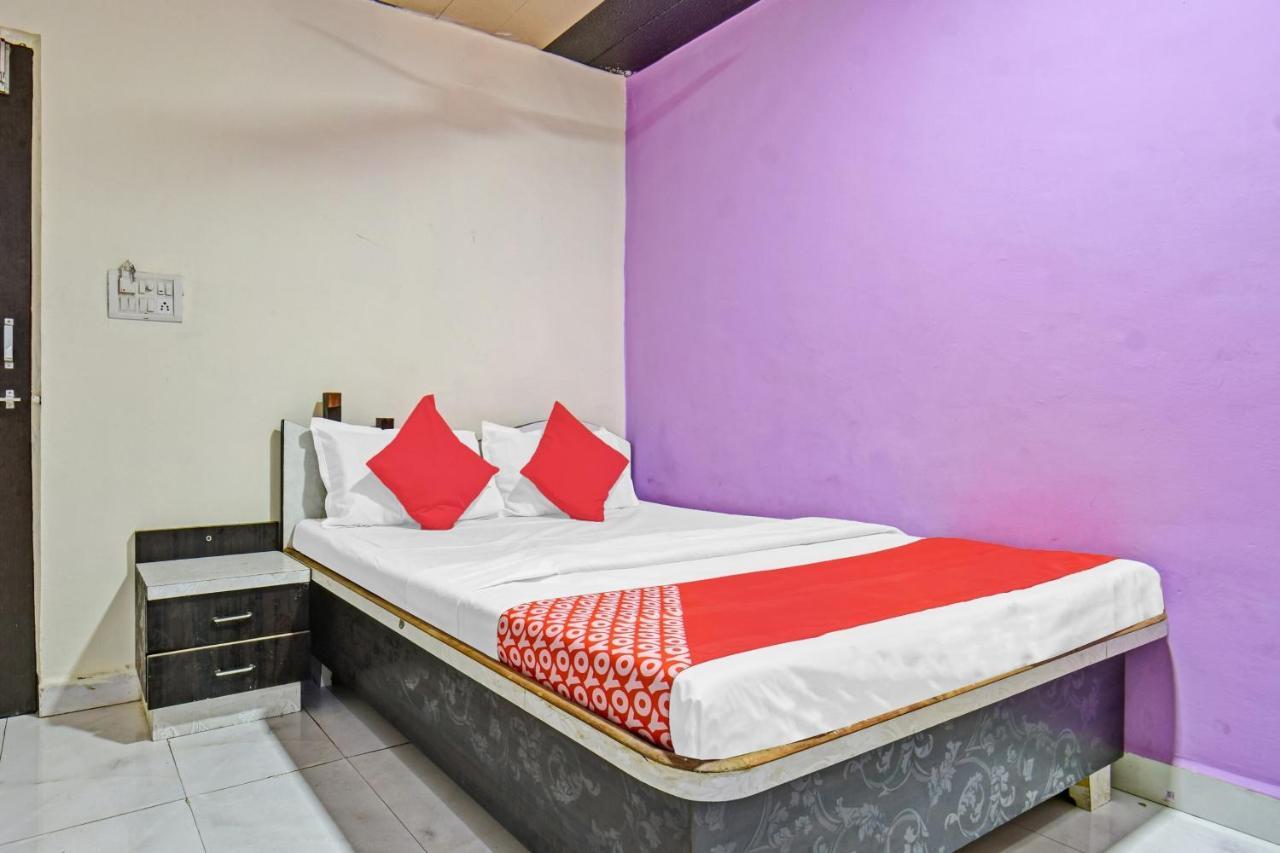 Oyo Flagship 84564 Hotel Jaideep Dehu Luaran gambar